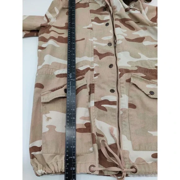 Forever 21 Camo Print Hooded Anorak Jacket Military Army Style Medium Womens - Picture 10 of 11